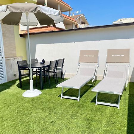 Novella Del Mar Prima Fila Dal Mare Villa Grottammare Exterior photo